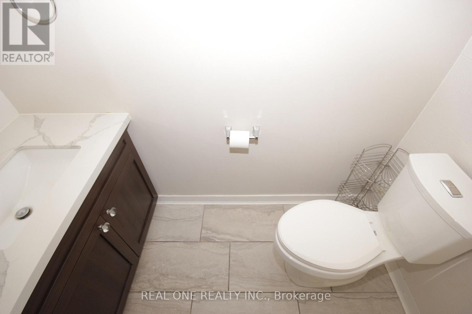 12 Bonello Crescent, Whitby, Ontario  L1R 3N6 - Photo 23 - E13753080