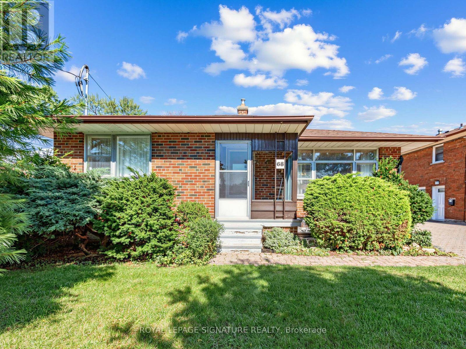 68 Beacham Crescent, Toronto, Ontario M1T 1N1 - Photo 2 - E13753164
