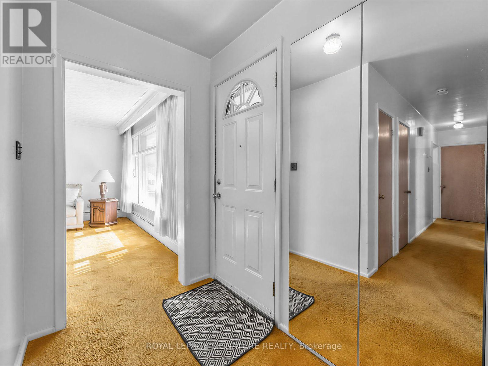 68 Beacham Crescent, Toronto, Ontario M1T 1N1 - Photo 3 - E13753164