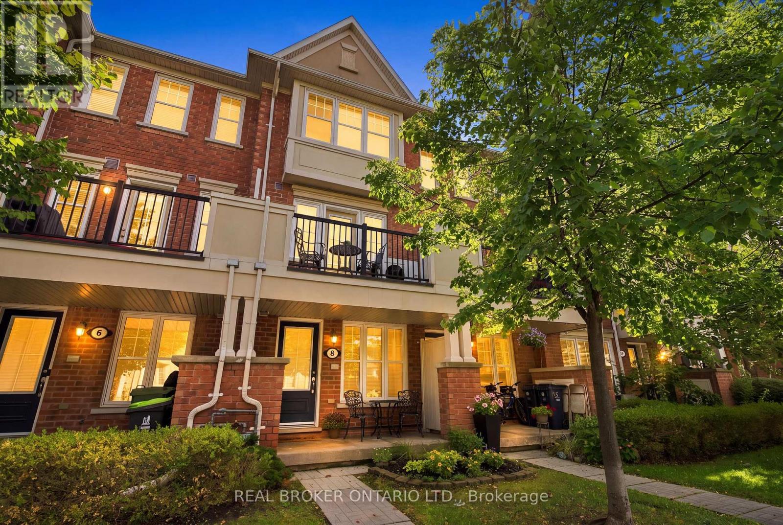 8 Ayers Crescent, Toronto, Ontario  M1L 0G6 - Photo 1 - E13753174