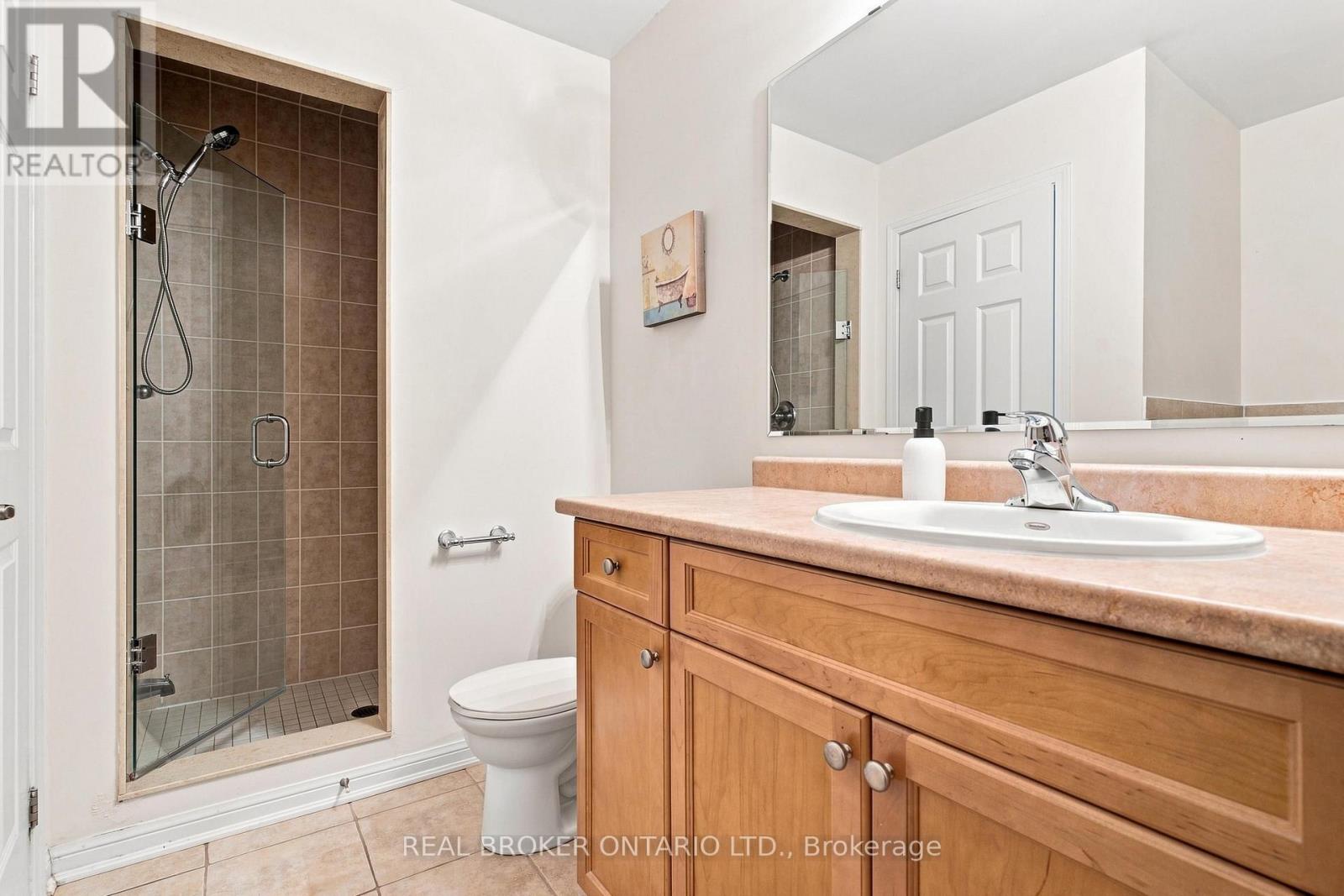 8 Ayers Crescent, Toronto, Ontario  M1L 0G6 - Photo 18 - E13753174