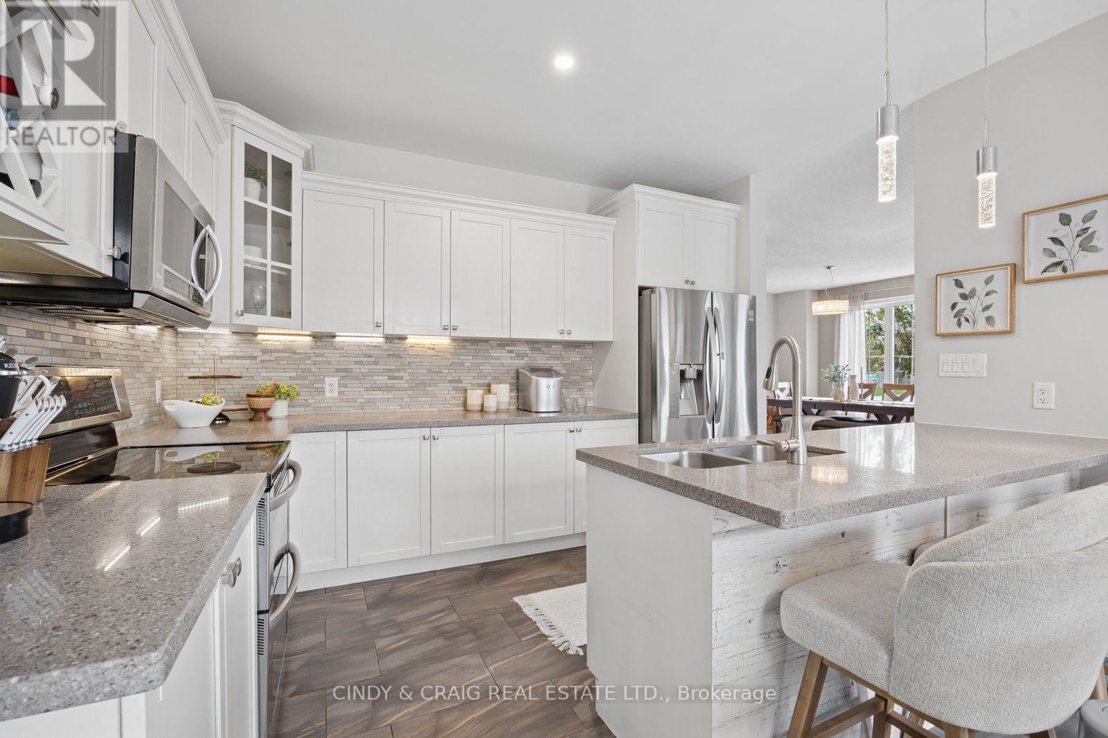 27 Elmer Adams Drive, Clarington, Ontario  L1E 2L7 - Photo 6 - E13753186