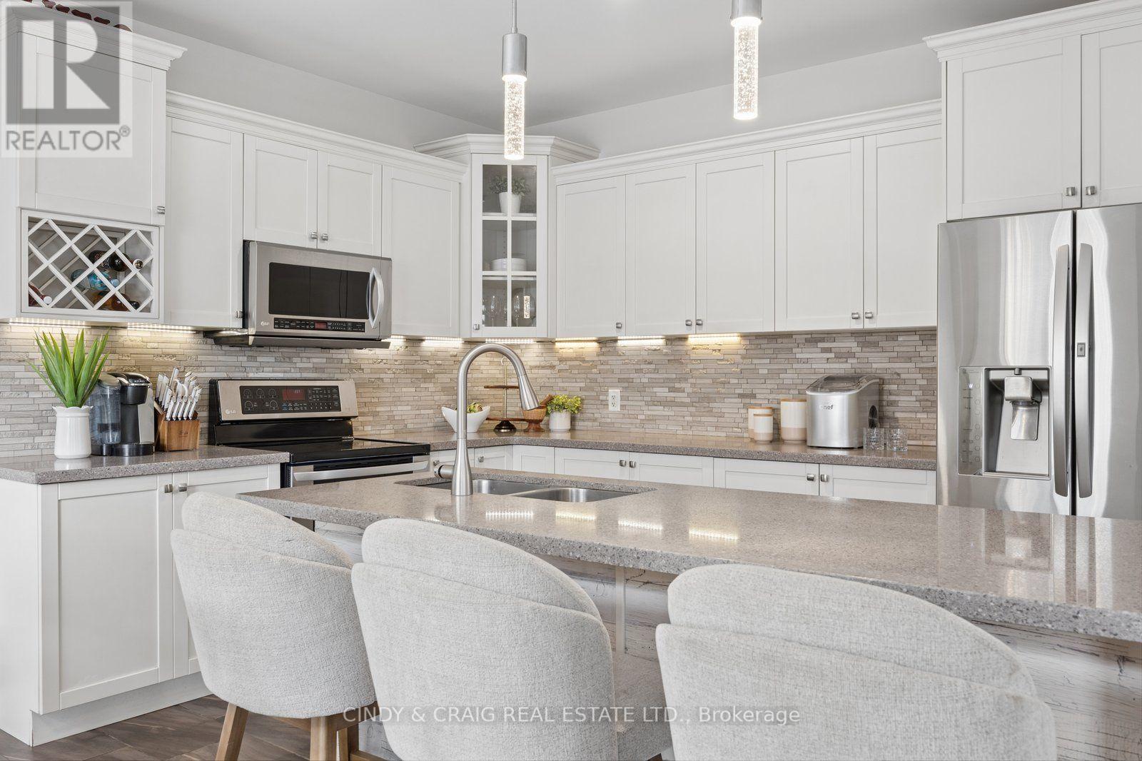 27 Elmer Adams Drive, Clarington, Ontario  L1E 2L7 - Photo 7 - E13753186