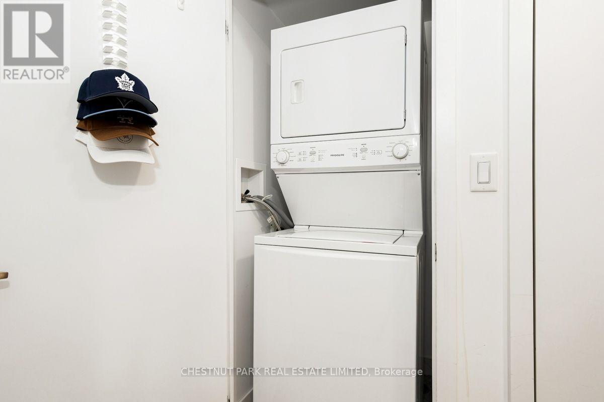 205 - 899 Queen Street E, Toronto, Ontario  M4M 0C8 - Photo 15 - E13753408