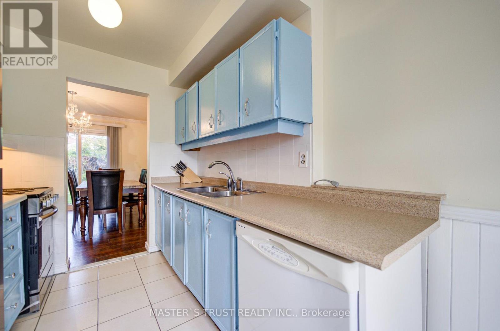 61 Wiggens Court, Toronto, Ontario  M1B 1K3 - Photo 17 - E13753494
