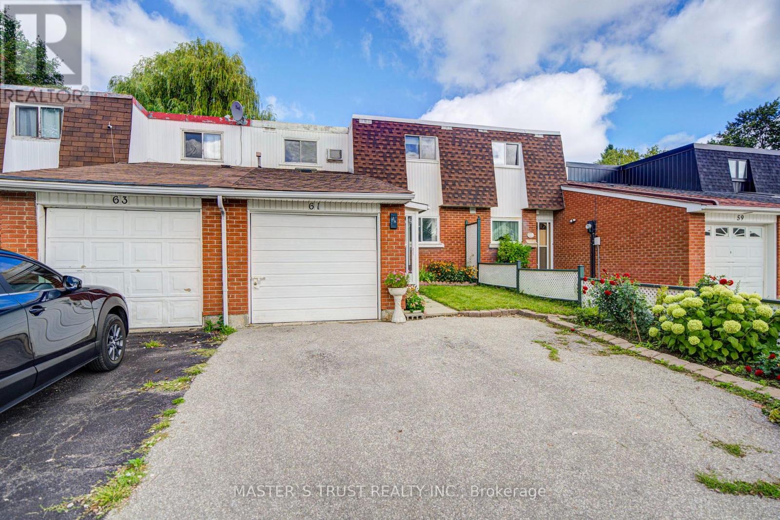 61 Wiggens Court, Toronto, Ontario  M1B 1K3 - Photo 4 - E13753494