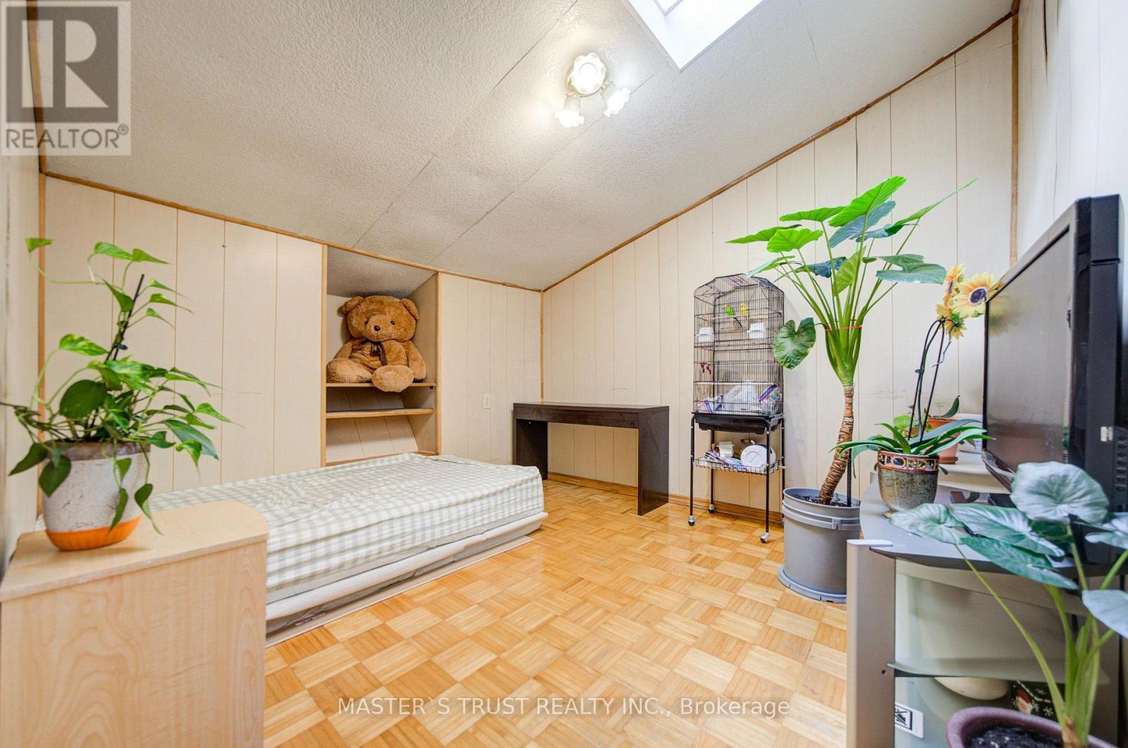 61 Wiggens Court, Toronto, Ontario  M1B 1K3 - Photo 7 - E13753494