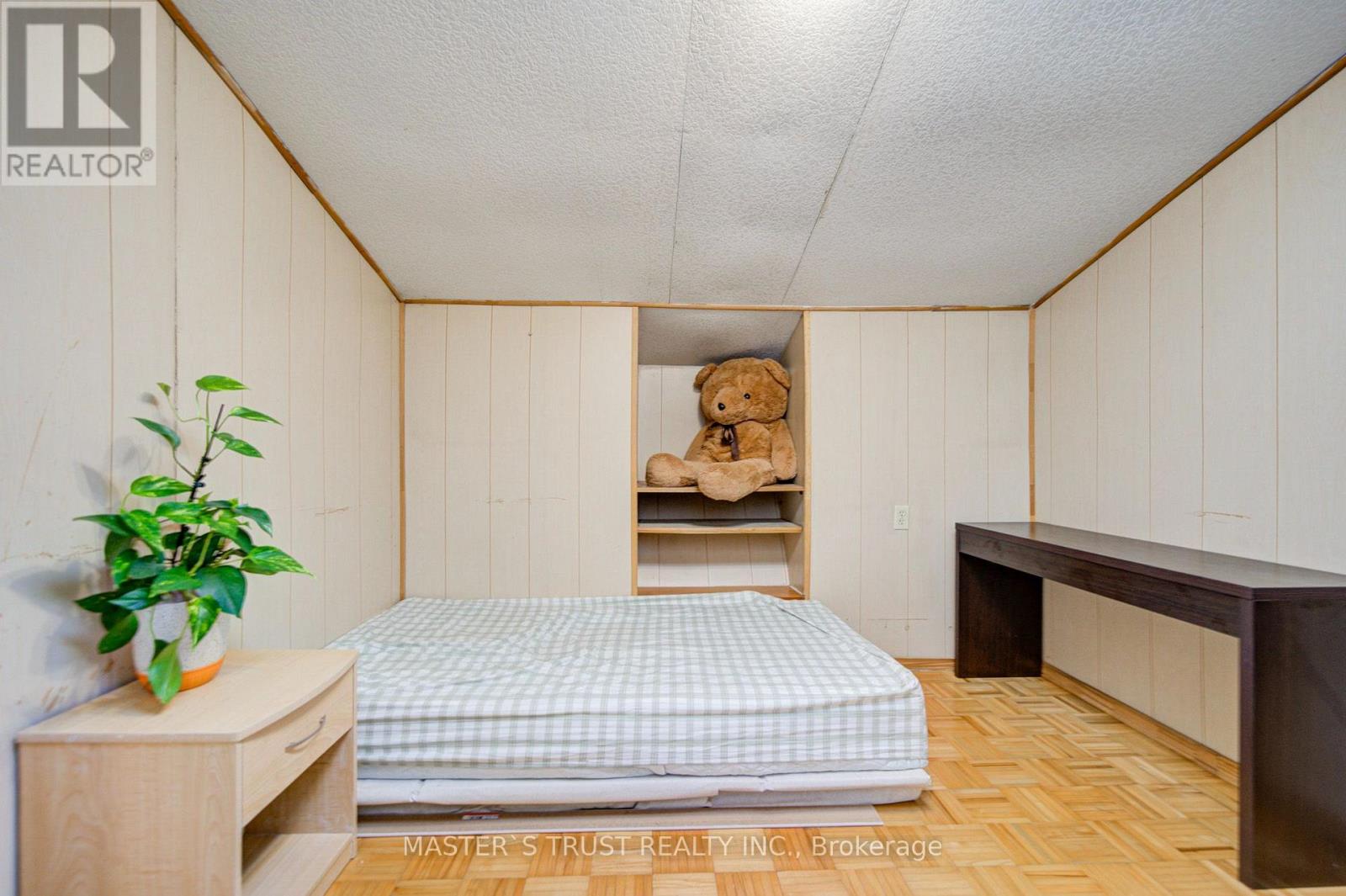 61 Wiggens Court, Toronto, Ontario  M1B 1K3 - Photo 8 - E13753494