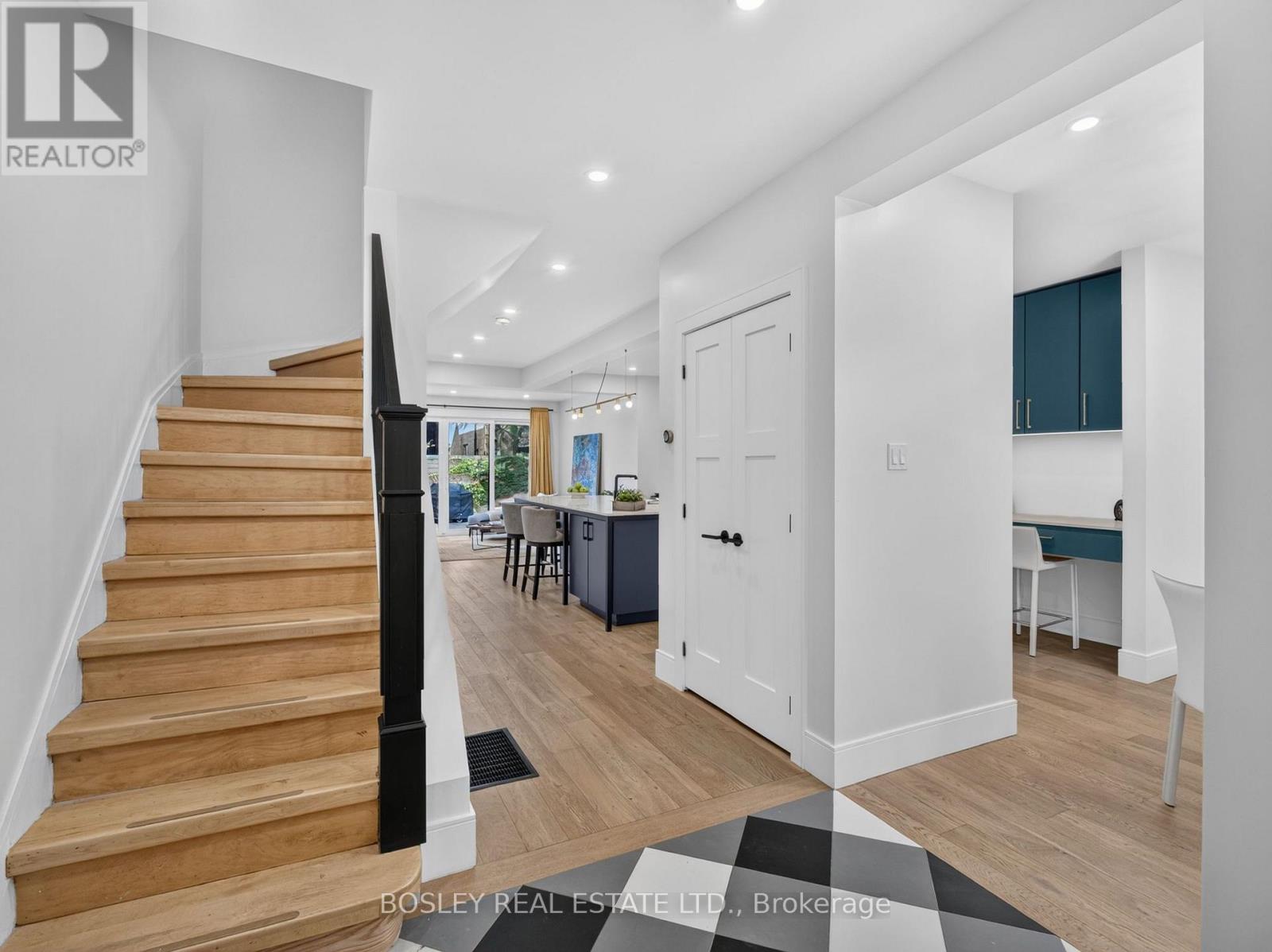 14 Coady Avenue, Toronto, Ontario  M4M 2Y8 - Photo 16 - E13753512