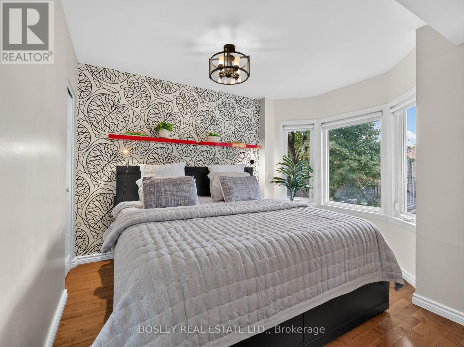 14 Coady Avenue, Toronto, Ontario  M4M 2Y8 - Photo 17 - E13753512