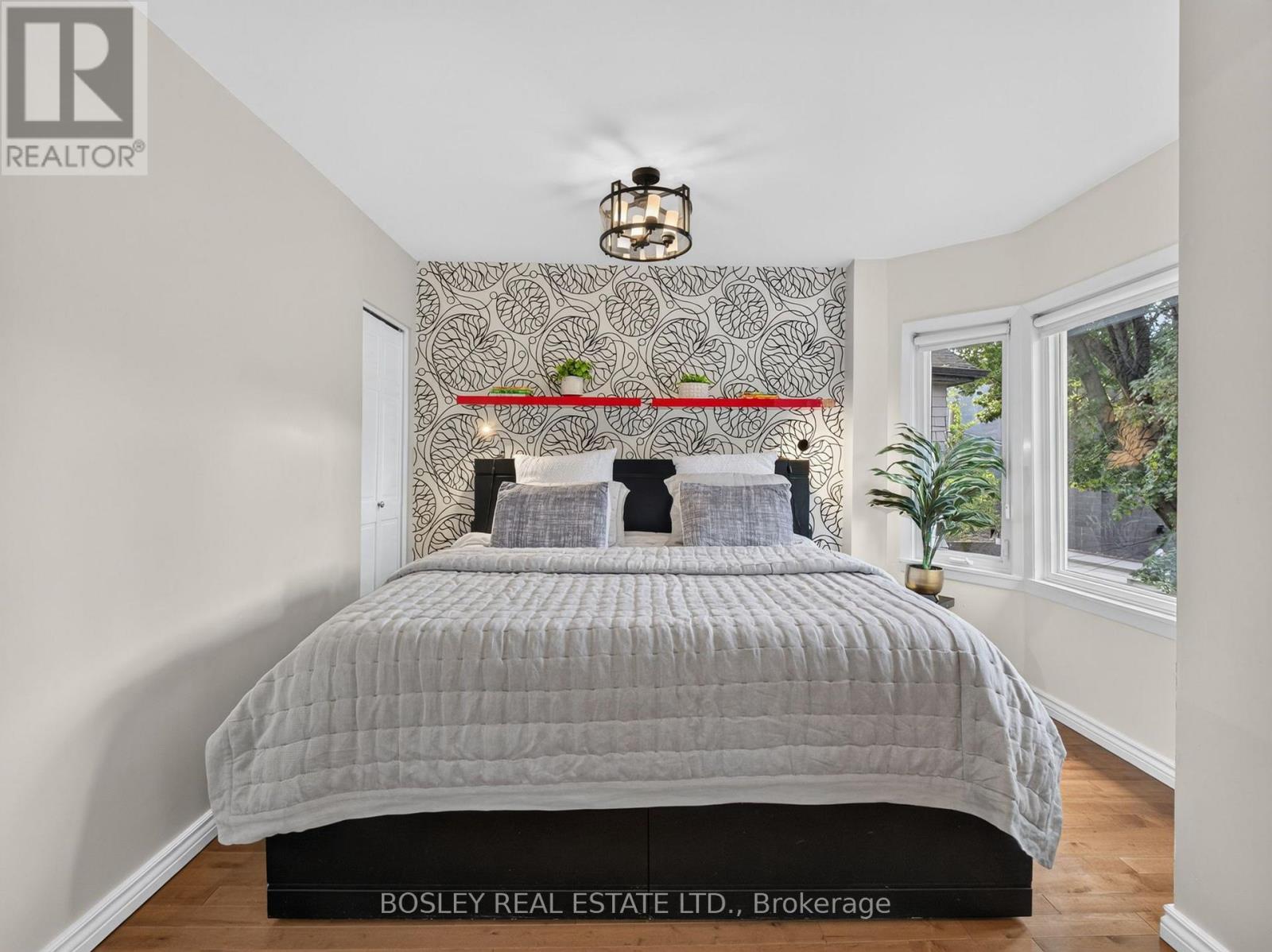 14 Coady Avenue, Toronto, Ontario  M4M 2Y8 - Photo 18 - E13753512