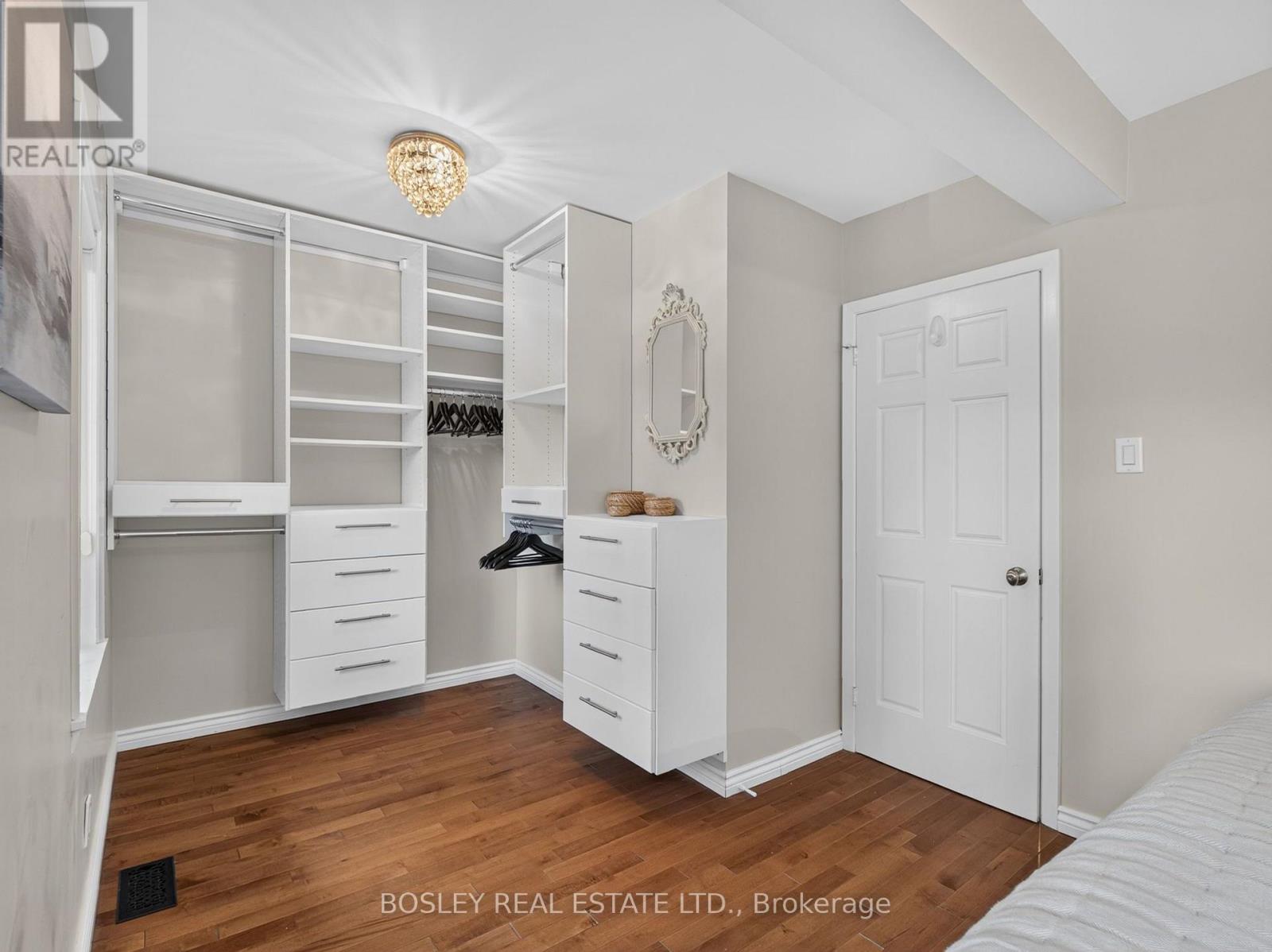 14 Coady Avenue, Toronto, Ontario  M4M 2Y8 - Photo 19 - E13753512