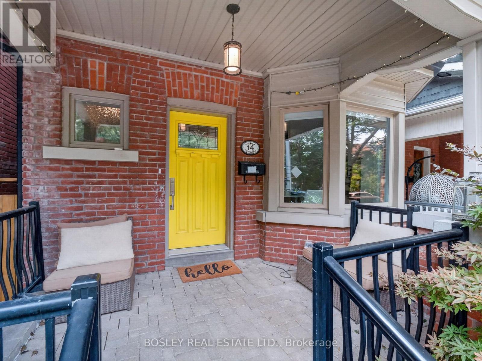 14 Coady Avenue, Toronto, Ontario  M4M 2Y8 - Photo 2 - E13753512