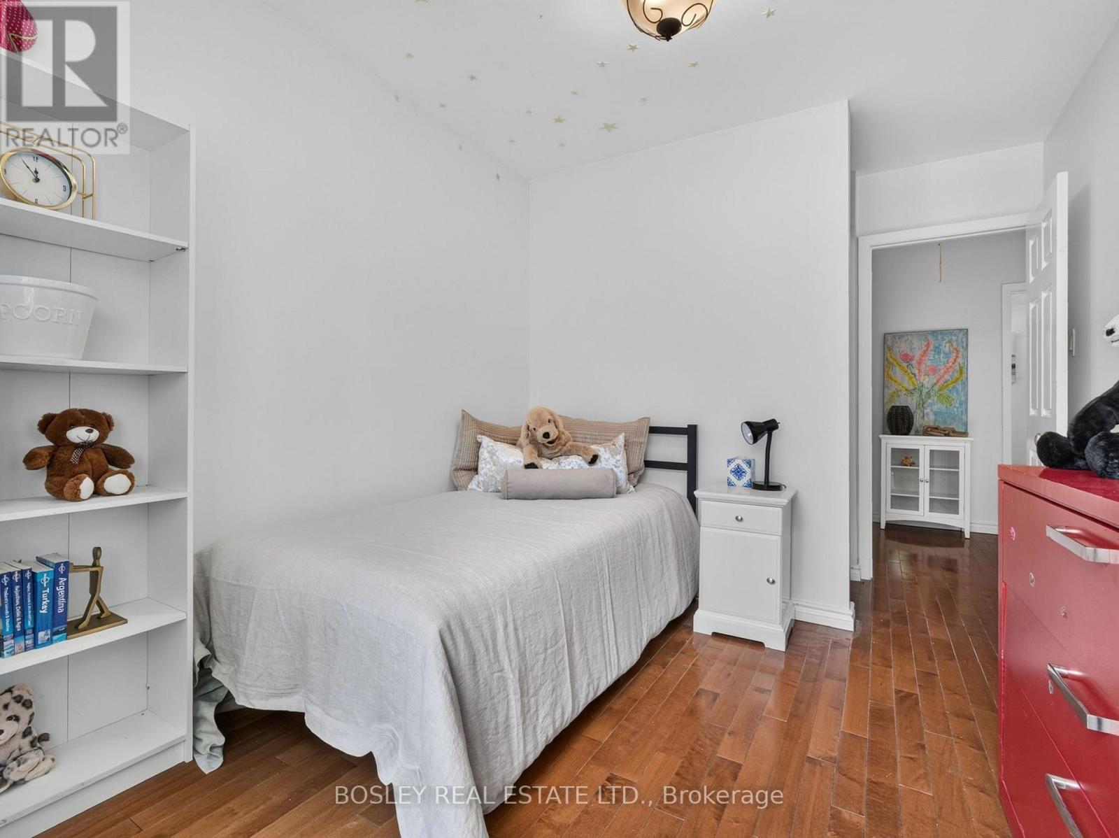 14 Coady Avenue, Toronto, Ontario  M4M 2Y8 - Photo 22 - E13753512