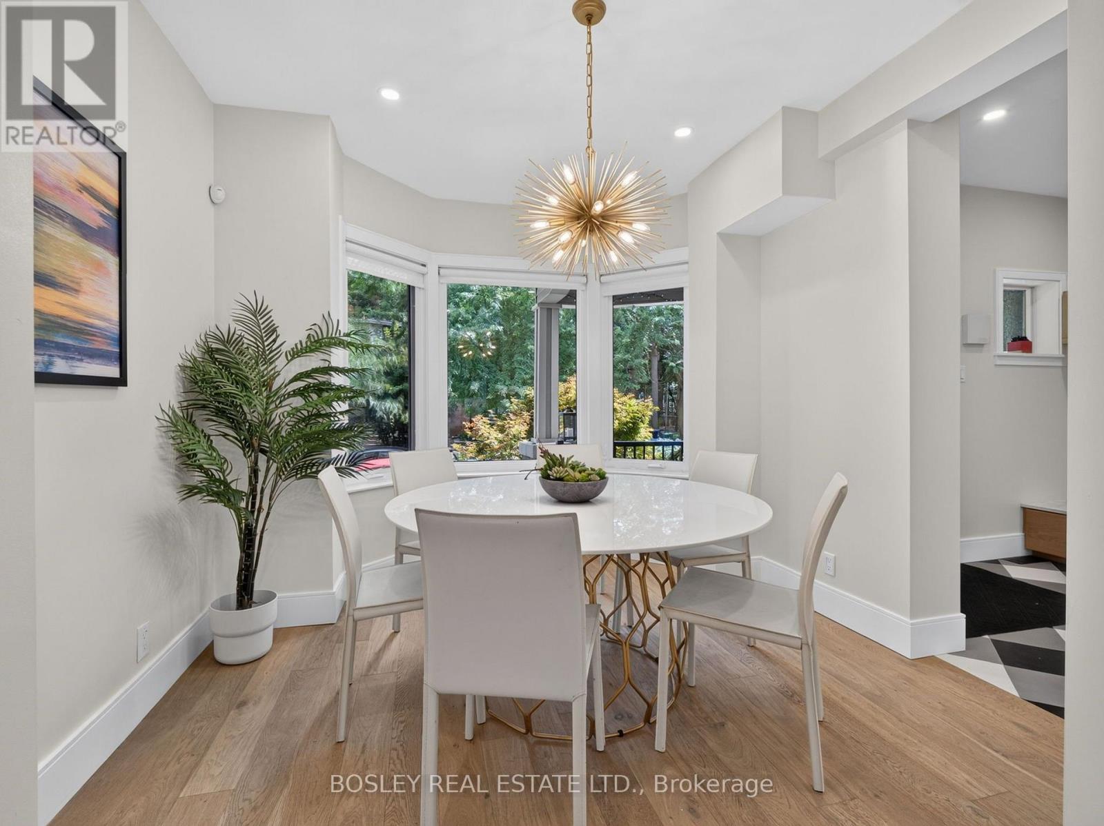 14 Coady Avenue, Toronto, Ontario  M4M 2Y8 - Photo 7 - E13753512