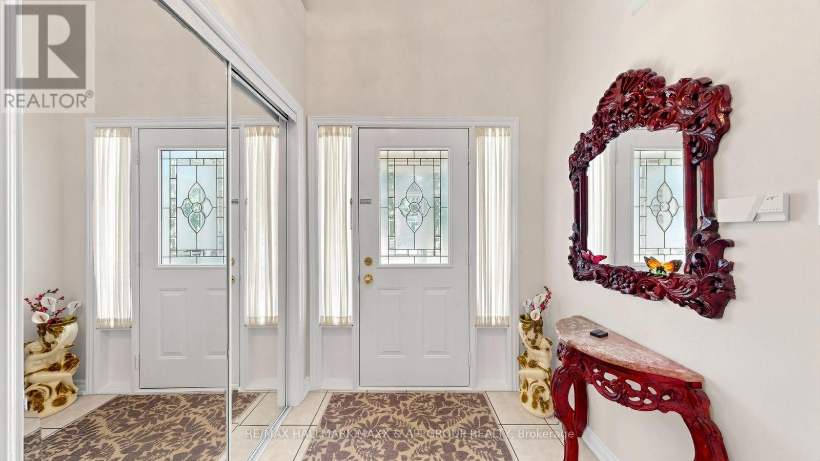 33 Amethyst Drive, Richmond Hill, Ontario  L4S 2J8 - Photo 4 - N13753014