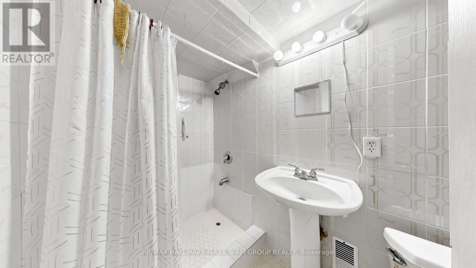 33 Amethyst Drive, Richmond Hill, Ontario  L4S 2J8 - Photo 45 - N13753014