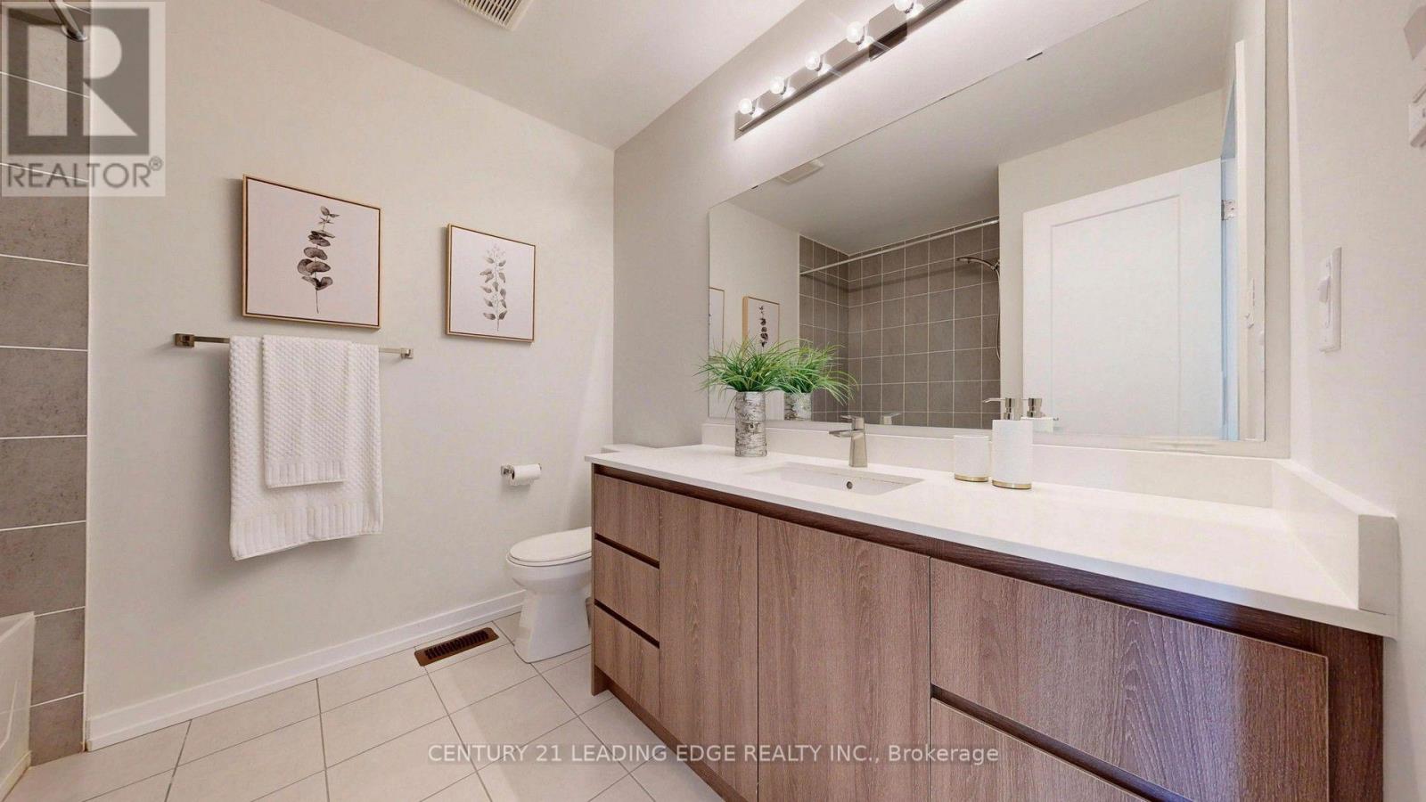 64 Mondial Crescent, East Gwillimbury, Ontario  L9N 0S2 - Photo 43 - N13753050