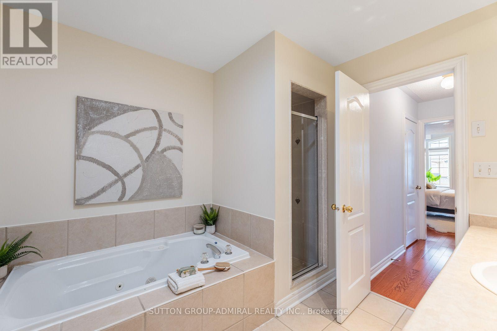 37 Kingsbridge Circle, Vaughan, Ontario  L4J 8N8 - Photo 21 - N13753354