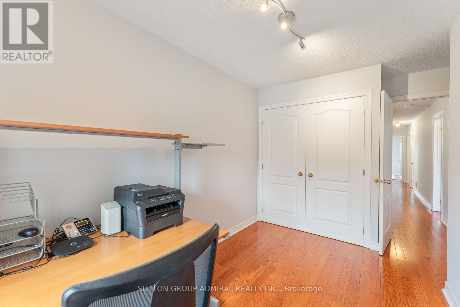 37 Kingsbridge Circle, Vaughan, Ontario  L4J 8N8 - Photo 24 - N13753354