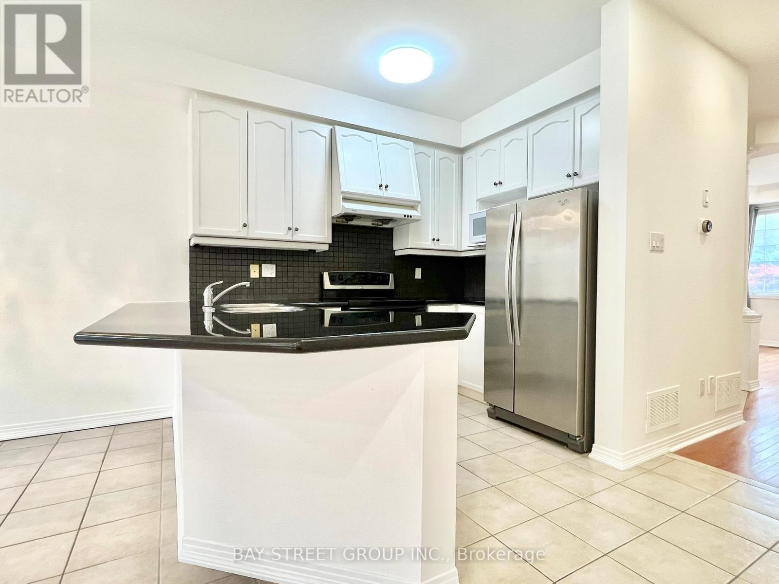 26 Whitford Road, Markham, Ontario  L6C 2J2 - Photo 14 - N13753372