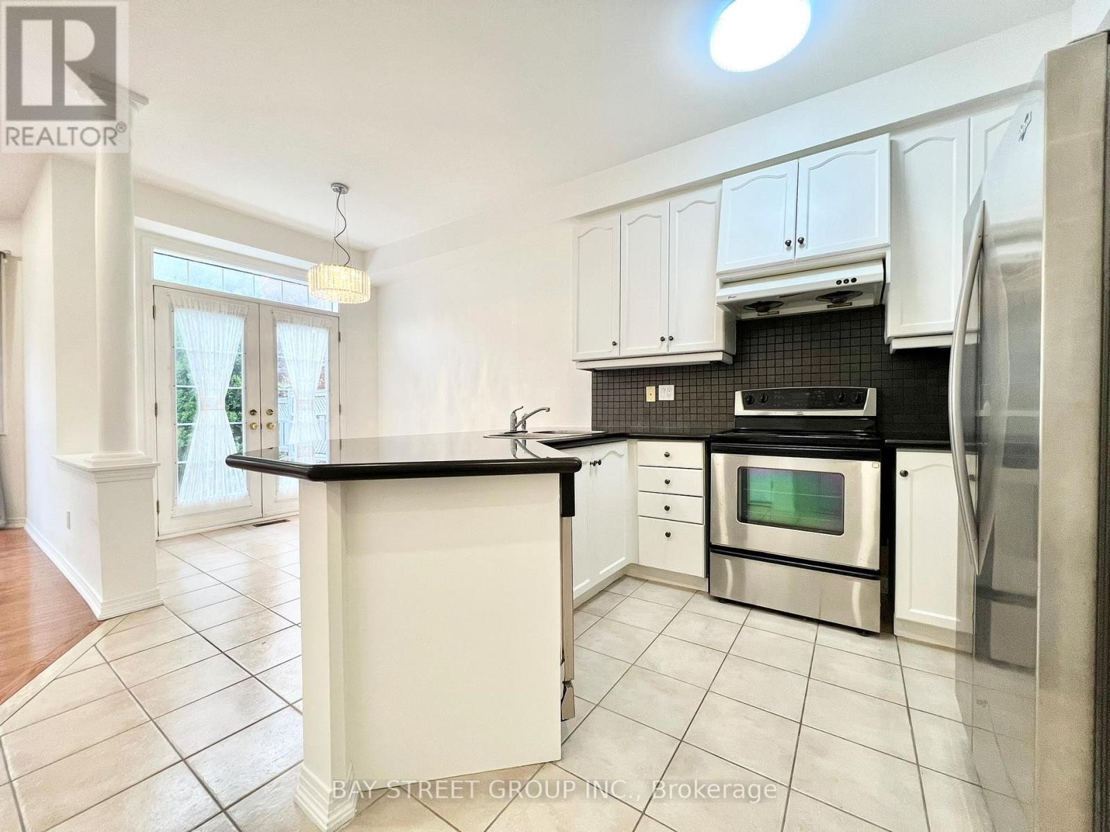 26 Whitford Road, Markham, Ontario  L6C 2J2 - Photo 15 - N13753372