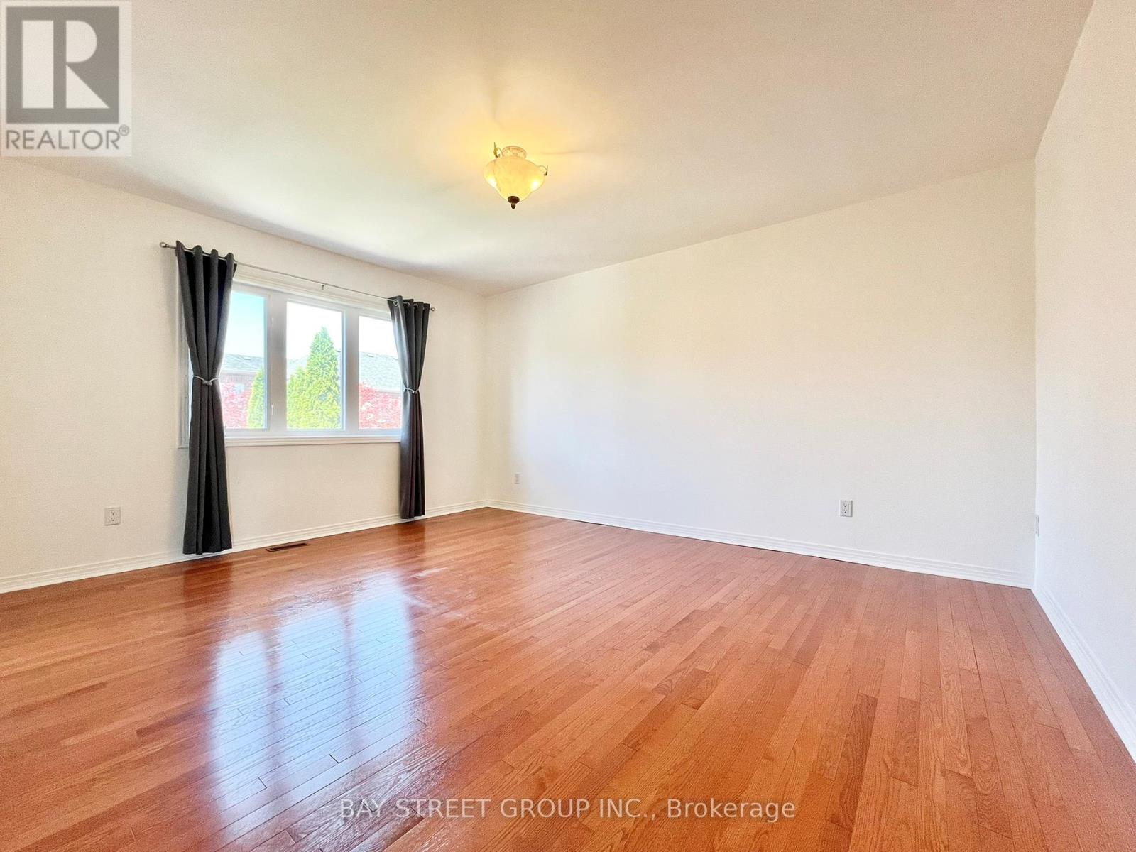 26 Whitford Road, Markham, Ontario  L6C 2J2 - Photo 18 - N13753372
