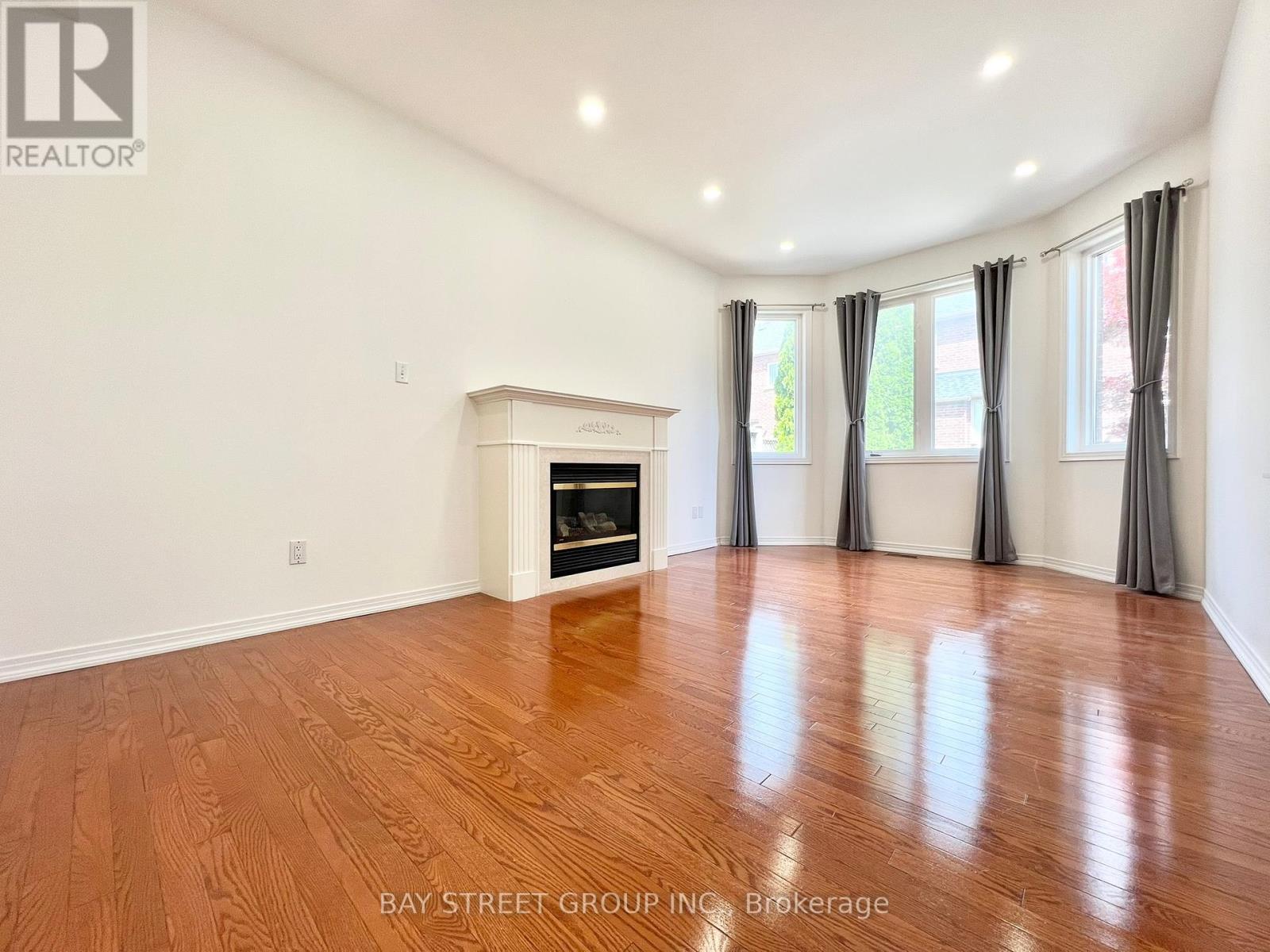 26 Whitford Road, Markham, Ontario  L6C 2J2 - Photo 9 - N13753372