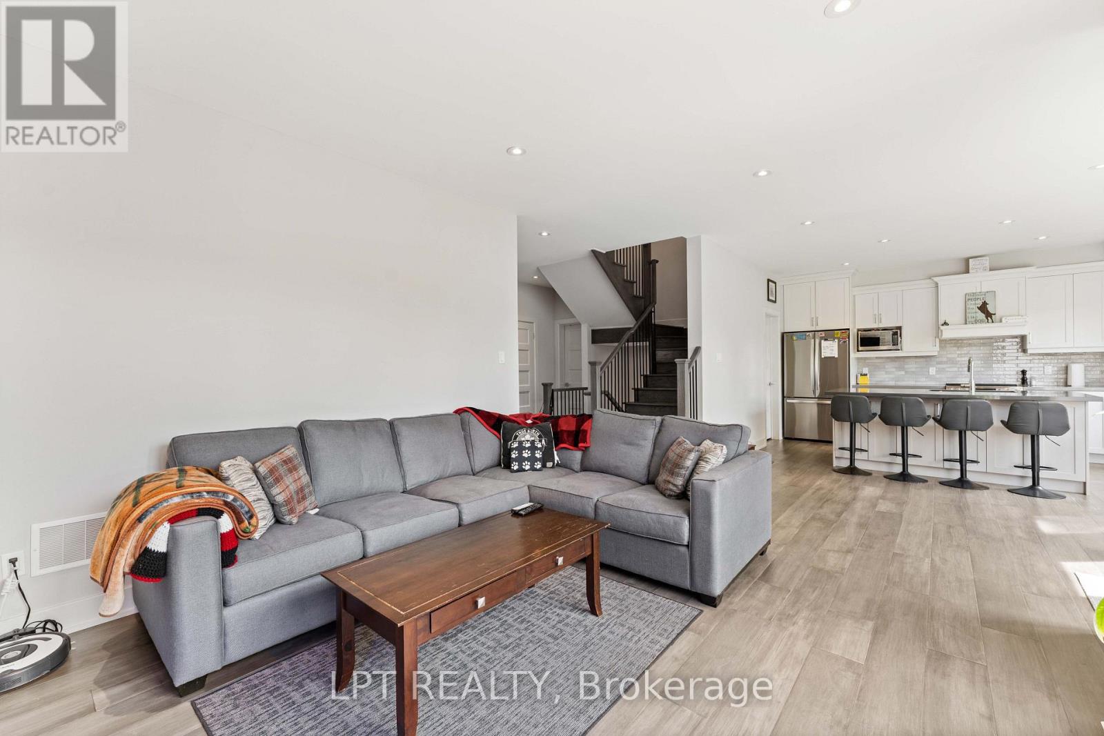 36 Blue Jay Boulevard, Georgina, Ontario  L0E 1N0 - Photo 19 - N13753404