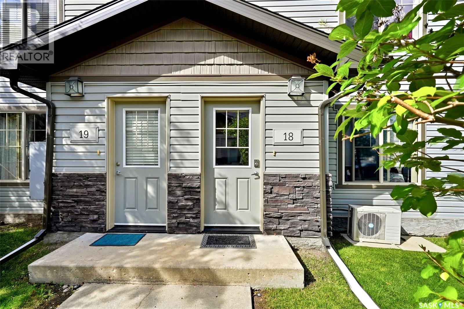 18 5549 Blake Crescent, Regina, Saskatchewan  S4X 0J1 - Photo 2 - SK047771