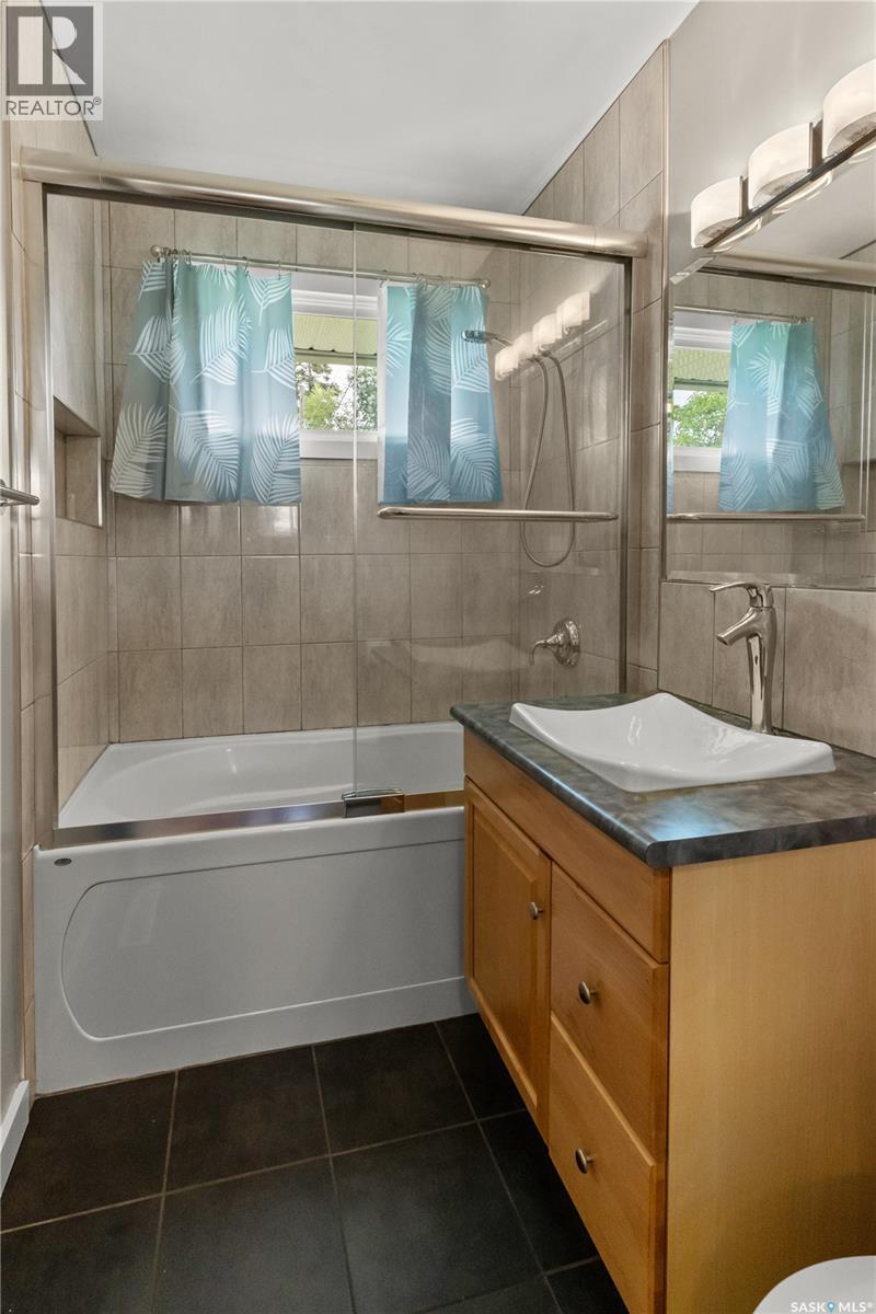 324 Y Avenue N, Saskatoon, Saskatchewan  S7L 3K9 - Photo 19 - SK047744