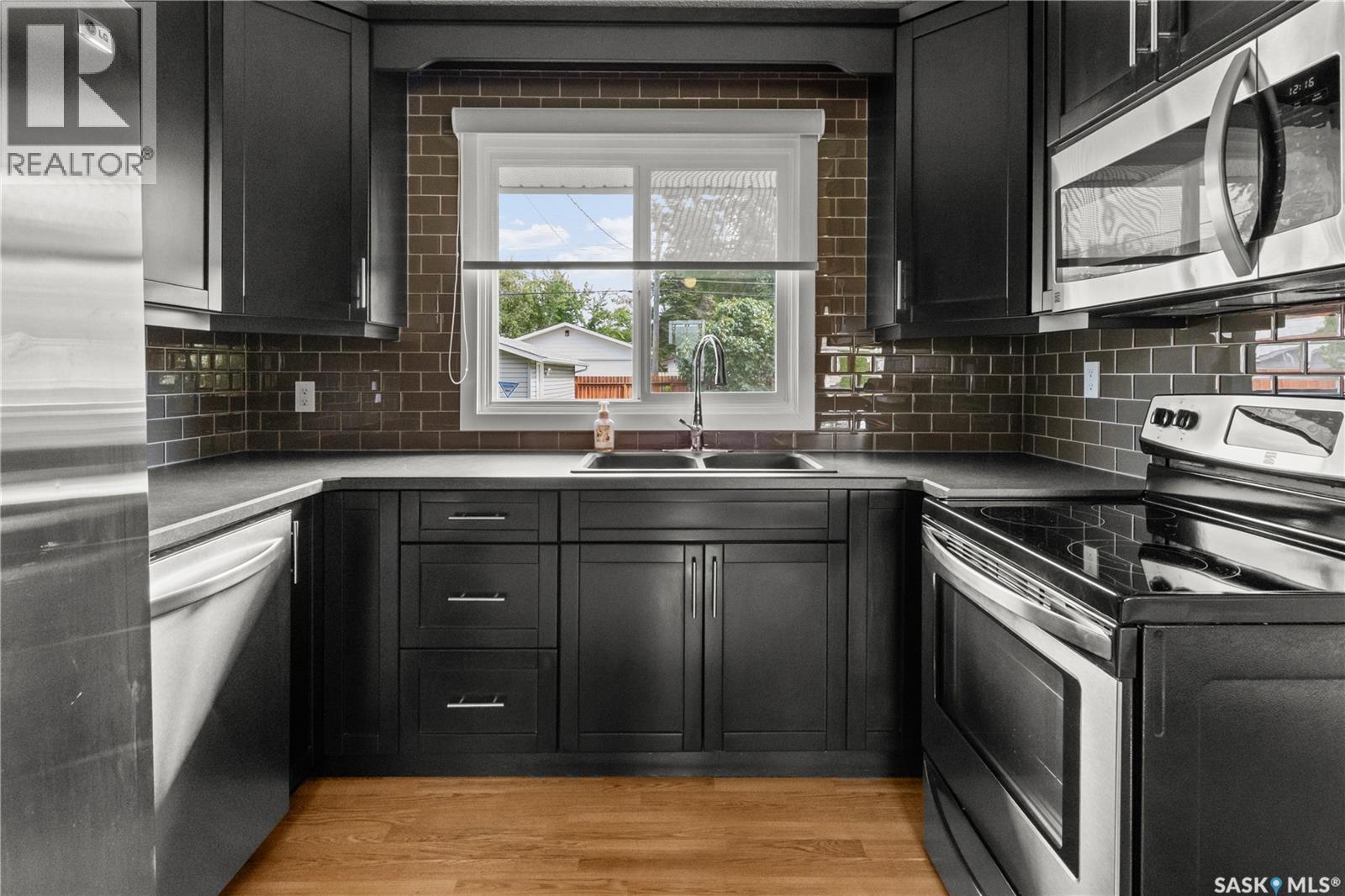 324 Y Avenue N, Saskatoon, Saskatchewan  S7L 3K9 - Photo 8 - SK047744