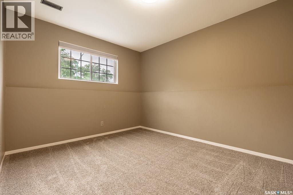 2517 Preston Avenue S, Saskatoon, Saskatchewan  S7J 2G3 - Photo 25 - SK047726