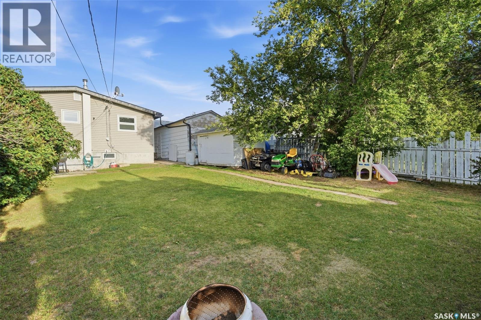 212 3rd Street W, Delisle, Saskatchewan  S0L 0P0 - Photo 34 - SK047724