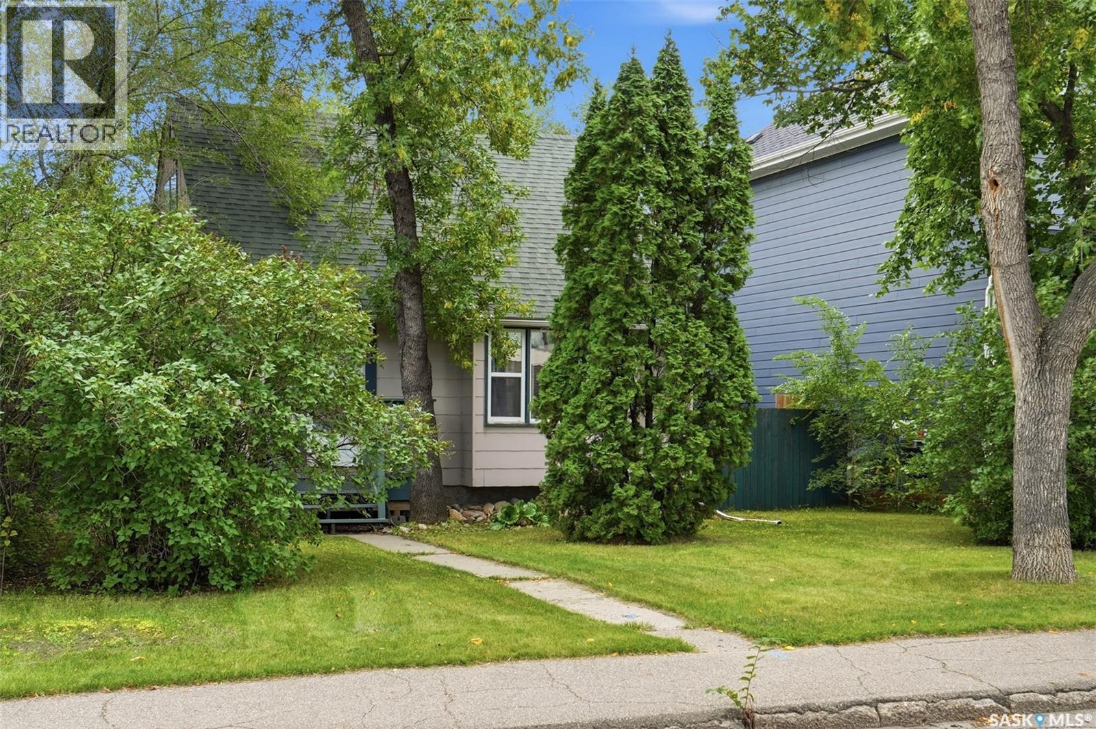 1105 Oxford Street, Saskatoon, Saskatchewan  S7K 0Y5 - Photo 3 - SK047718