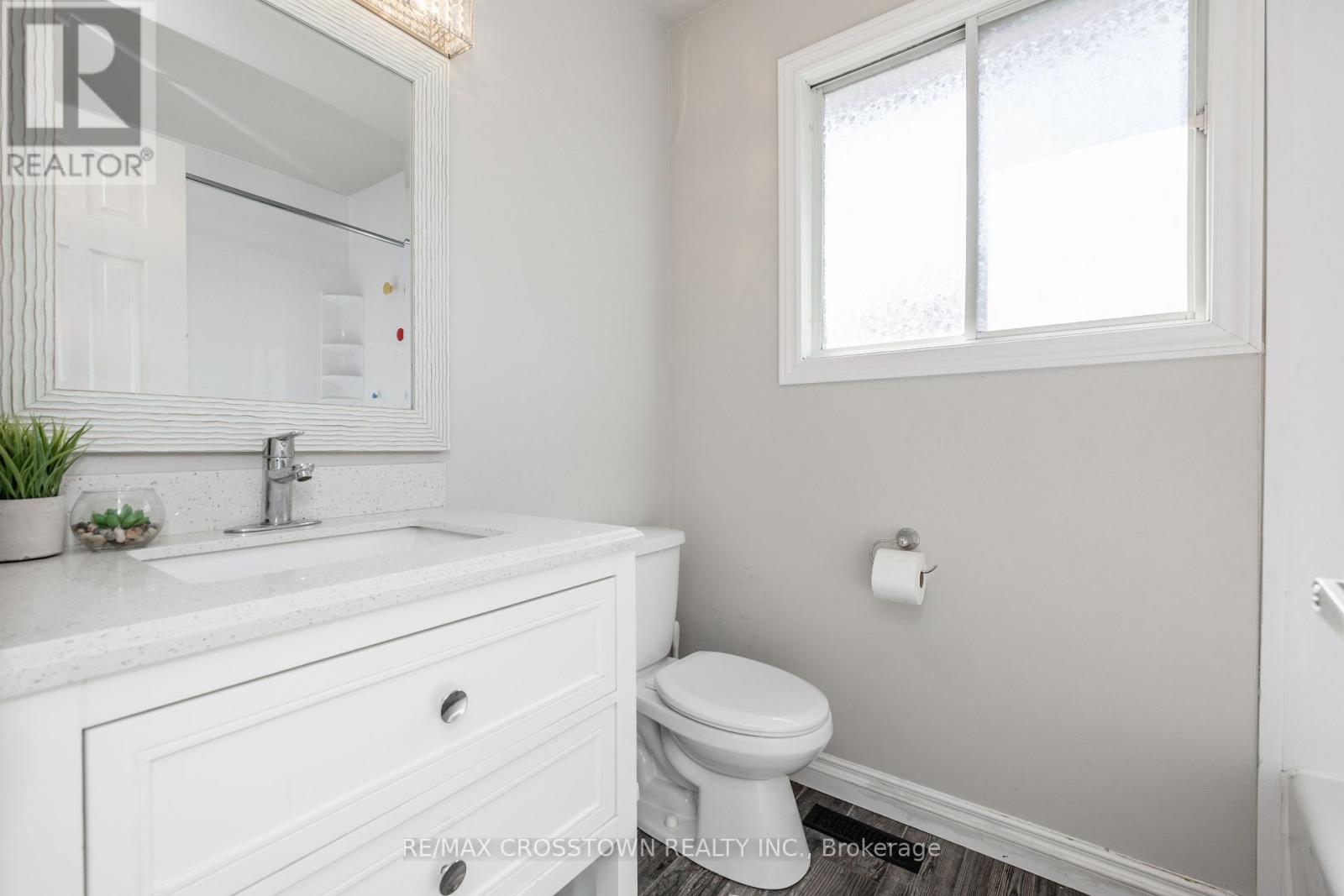 63 Oakridge Drive, Barrie, Ontario  L4N 5N6 - Photo 30 - S13753146