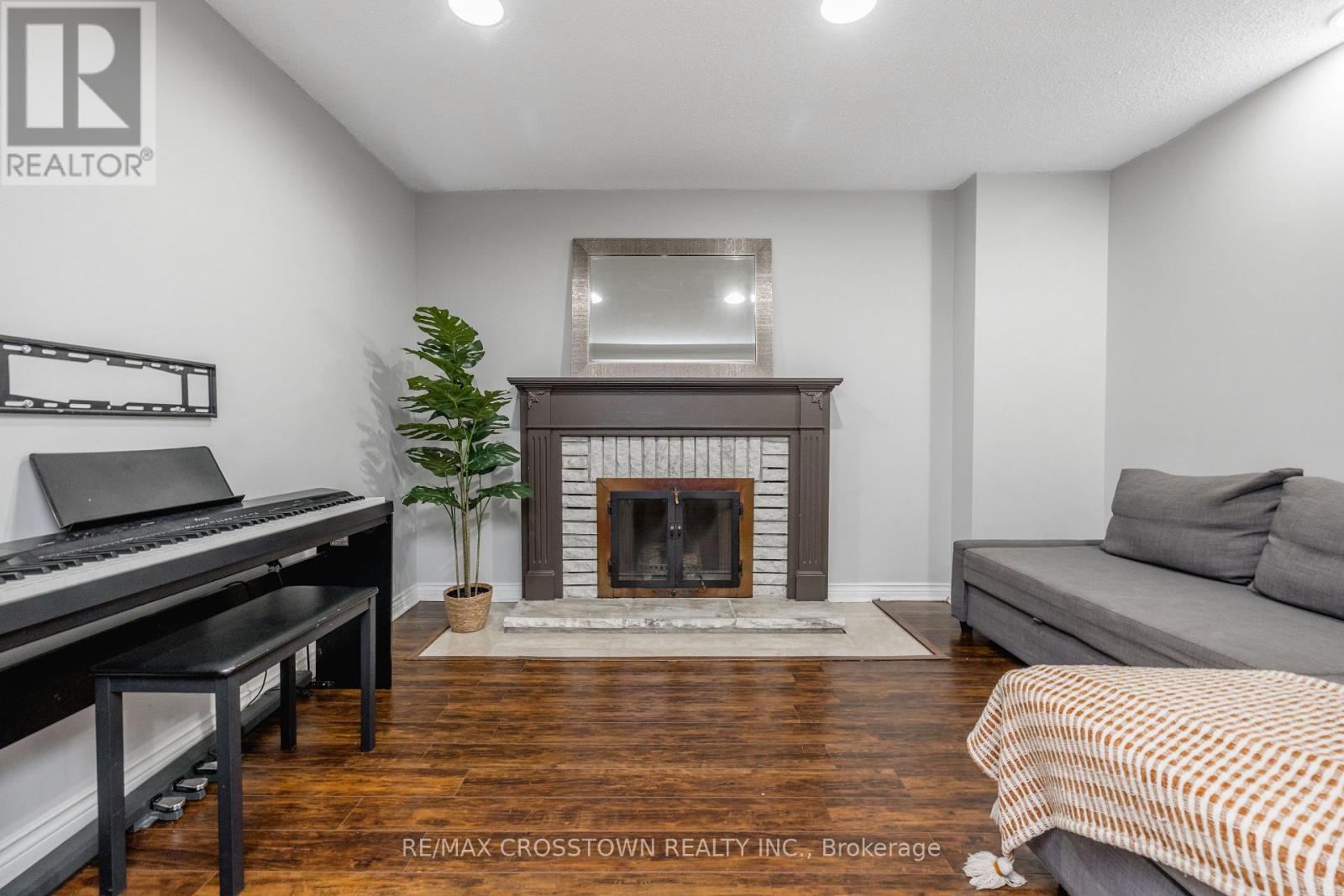 63 Oakridge Drive, Barrie, Ontario  L4N 5N6 - Photo 36 - S13753146