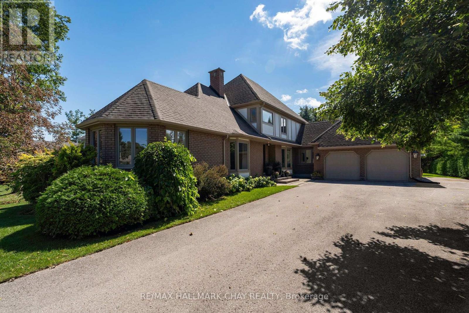 9 Howard Drive, Oro-Medonte, Ontario  L0L 2E0 - Photo 3 - S13753336