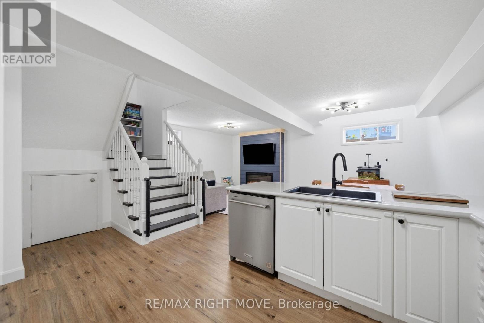 90 Pearl Drive, Orillia, Ontario  L3V 0A6 - Photo 18 - S13753364