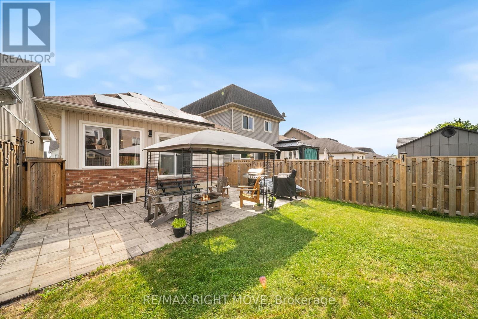 90 Pearl Drive, Orillia, Ontario  L3V 0A6 - Photo 4 - S13753364