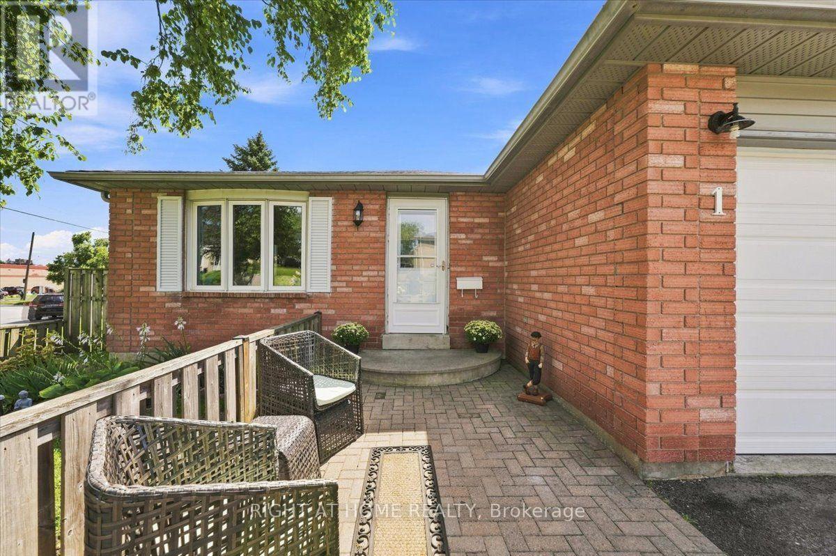 1 Argyle Road, Barrie, Ontario  L4N 6P9 - Photo 4 - S13753436
