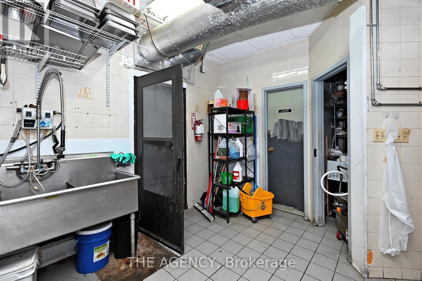 B-1 - 1540 Dundas Street E, Whitby, Ontario  L1N 2K7 - Photo 32 - E13610084