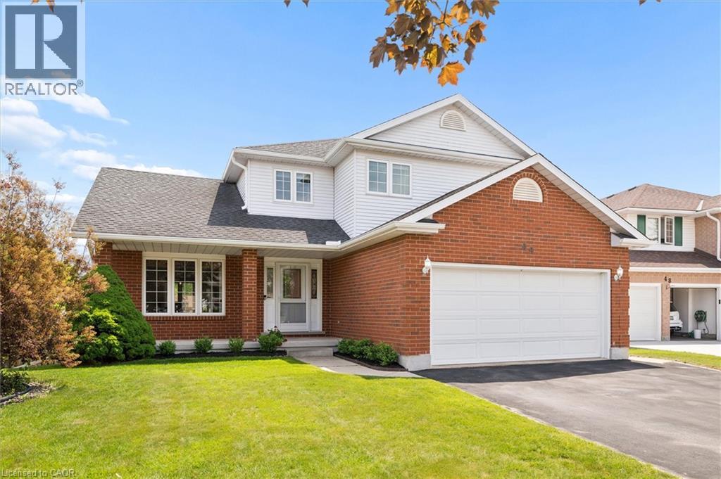 44 Tami Court, Kitchener, Ontario  N2B 3V2 - Photo 2 - 40860166