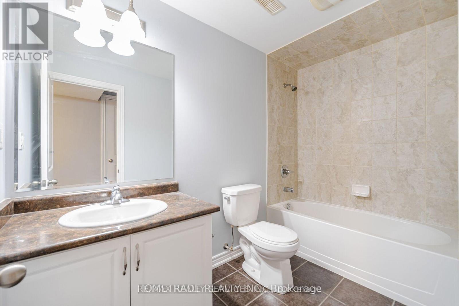 55 Ivor Crescent, Brampton, Ontario  L7A 4L7 - Photo 9 - W13753016