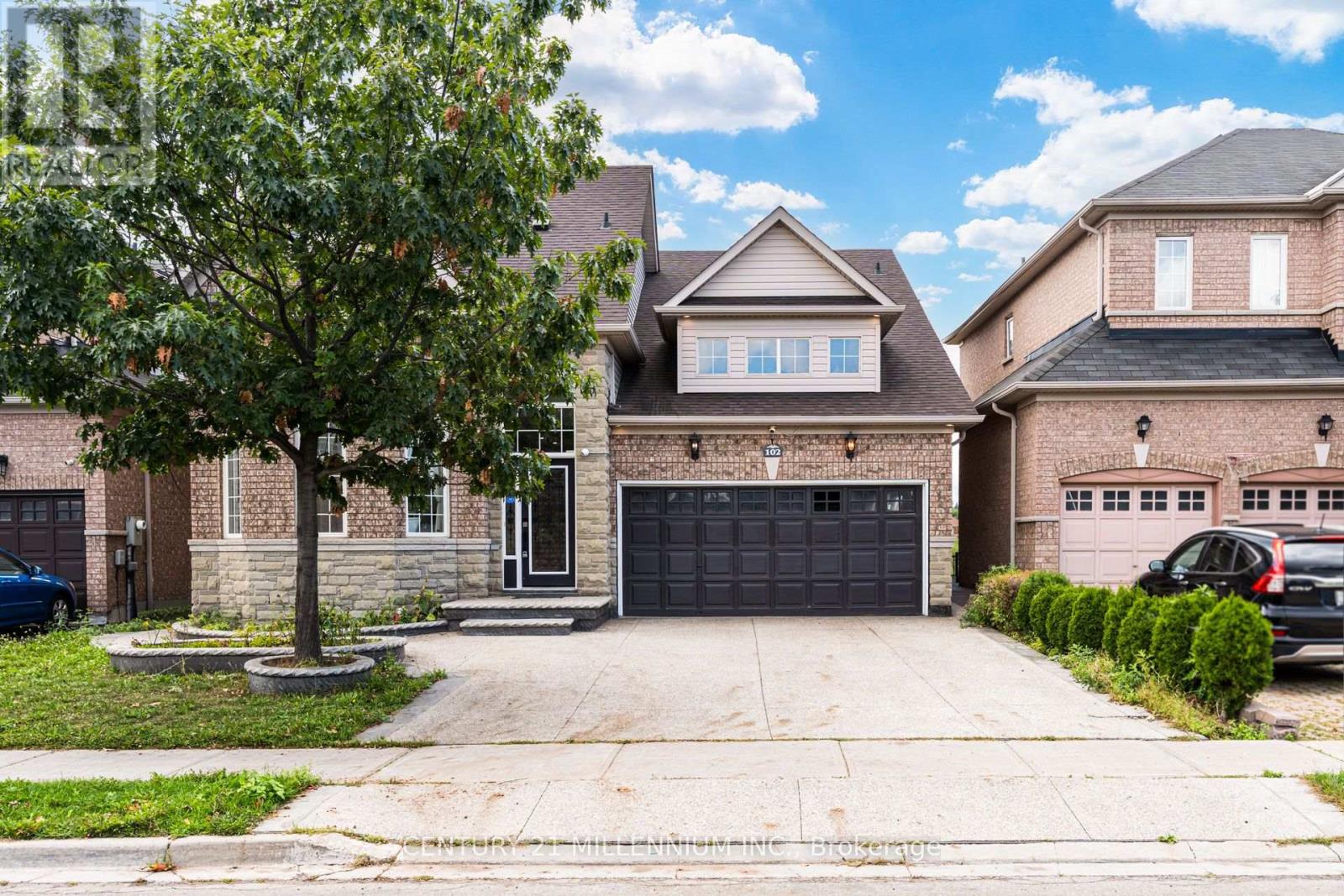 102 Southlake Boulevard, Brampton, Ontario  L6V 4P2 - Photo 2 - W13753052