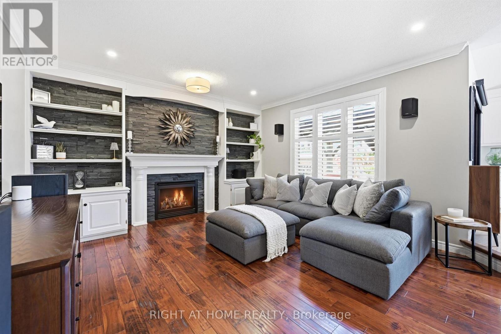 509 Larkspur Lane, Burlington, Ontario  L7T 4L8 - Photo 15 - W13753076