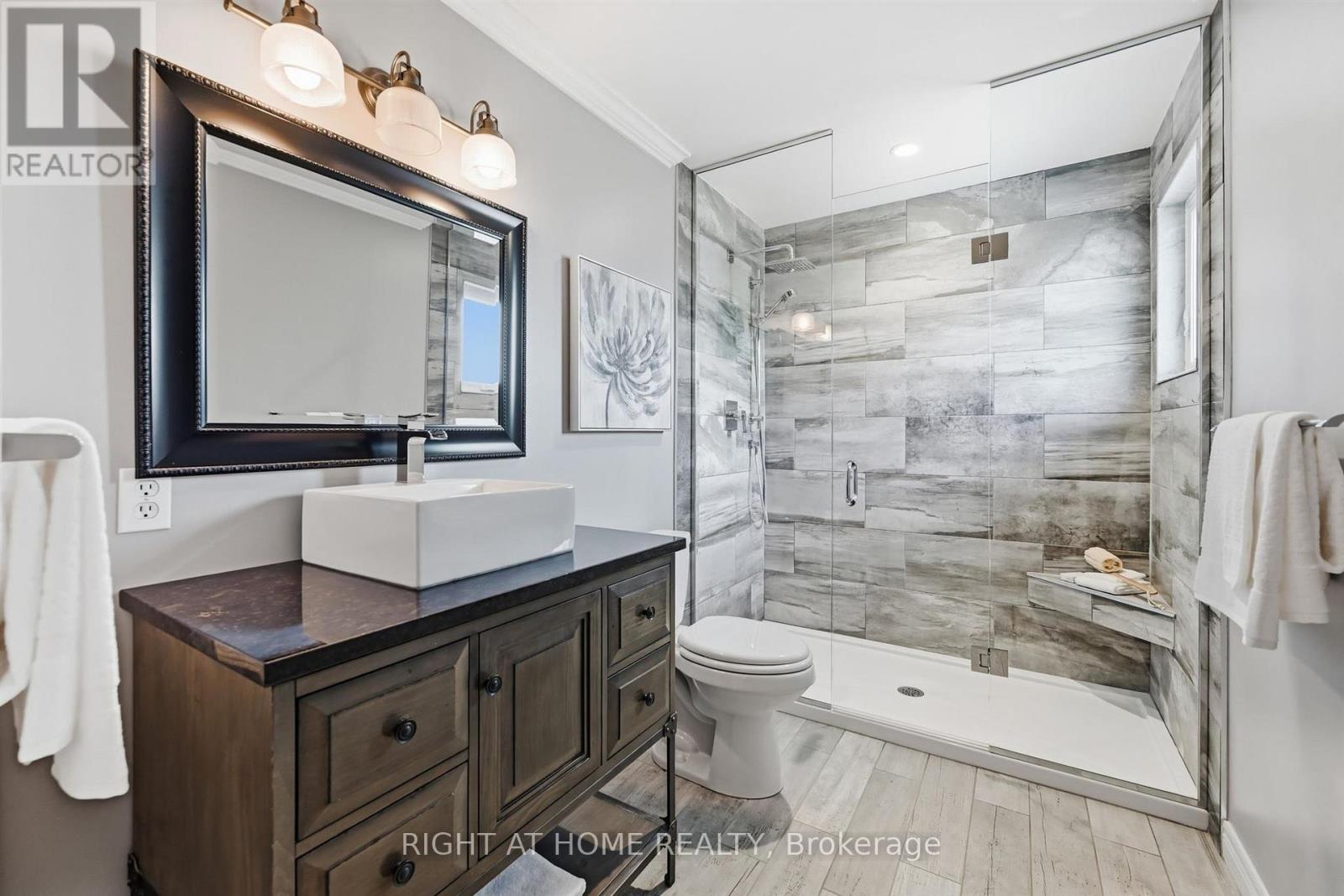 509 Larkspur Lane, Burlington, Ontario  L7T 4L8 - Photo 29 - W13753076