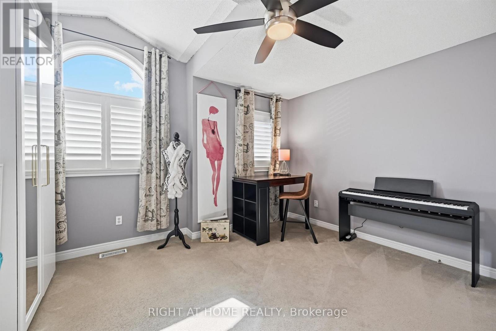 509 Larkspur Lane, Burlington, Ontario  L7T 4L8 - Photo 34 - W13753076