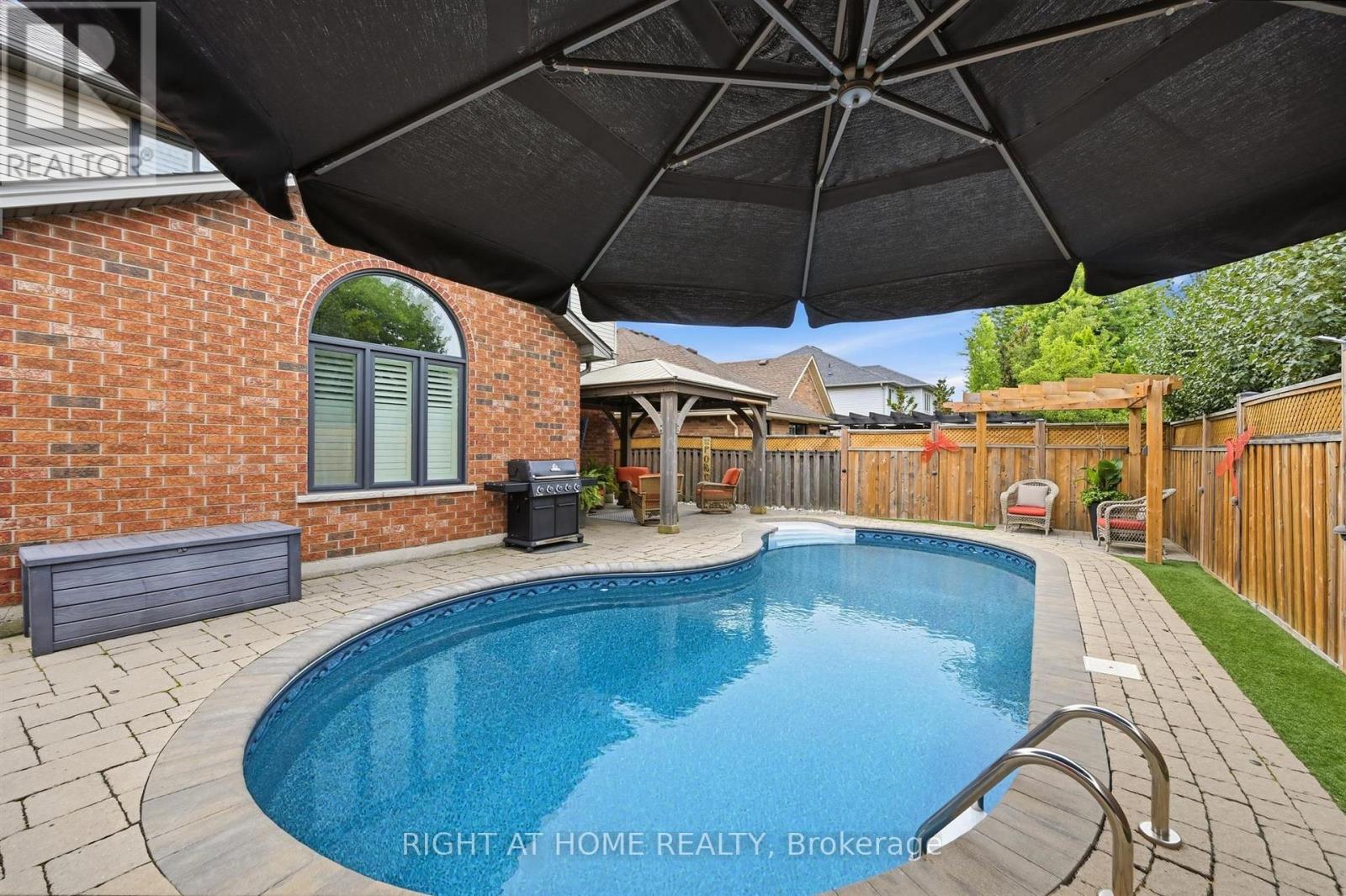 509 Larkspur Lane, Burlington, Ontario  L7T 4L8 - Photo 42 - W13753076