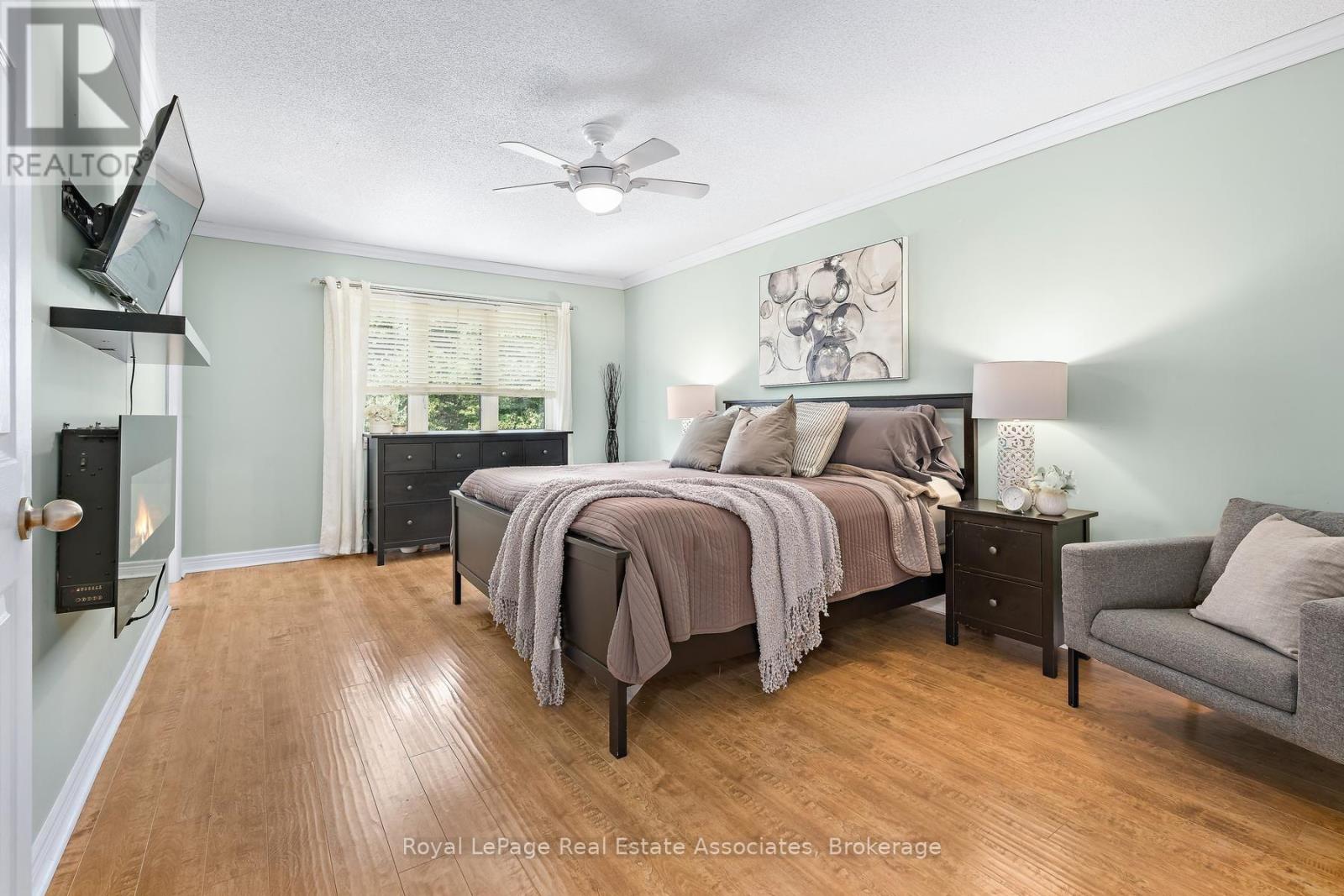 1069 Knotty Pine Grove, Mississauga, Ontario  L5W 1J6 - Photo 18 - W13753126